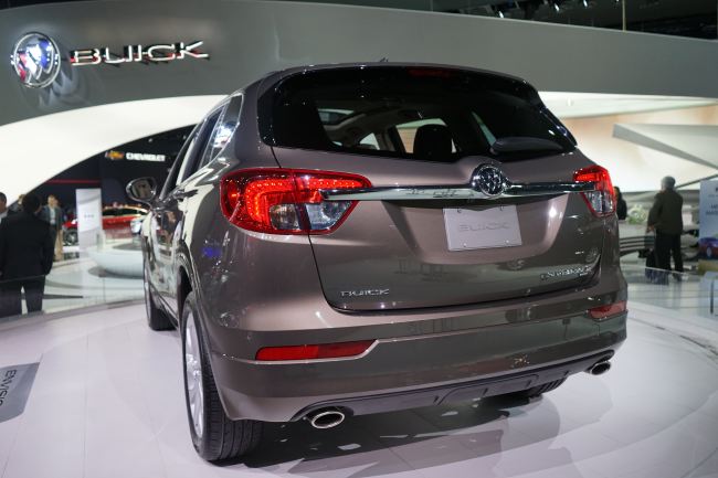 2017 Buick Envision tailgate