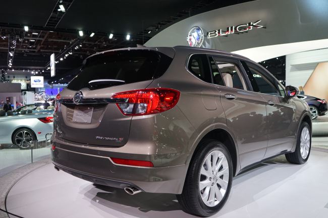 2017 Buick Envision rear view