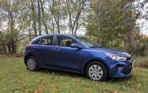 2018 Kia Rio Blue sedan