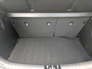 2018 Kia RIo rear storage