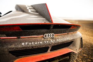Audi RS Q e-tron carbon fibre wing