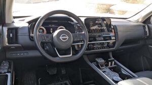 2022 Nissan Pathfinder dashboard