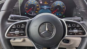 2022 Mercedes Benz GLE 450 interior