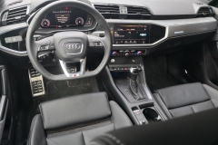 2020 Audi Q3 dashboard